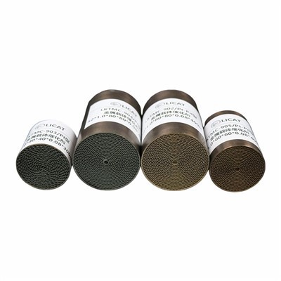 Malgrandaj Motoraj Kataliziloj